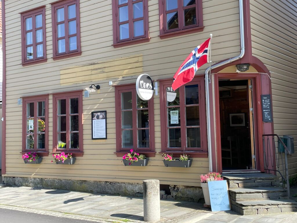 Drös Café in Sand, South Norway